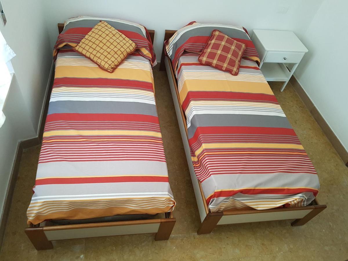 Bea'S Apartment - The Window To The Sea - Seafront Монтеросо ал Маре Екстериор снимка