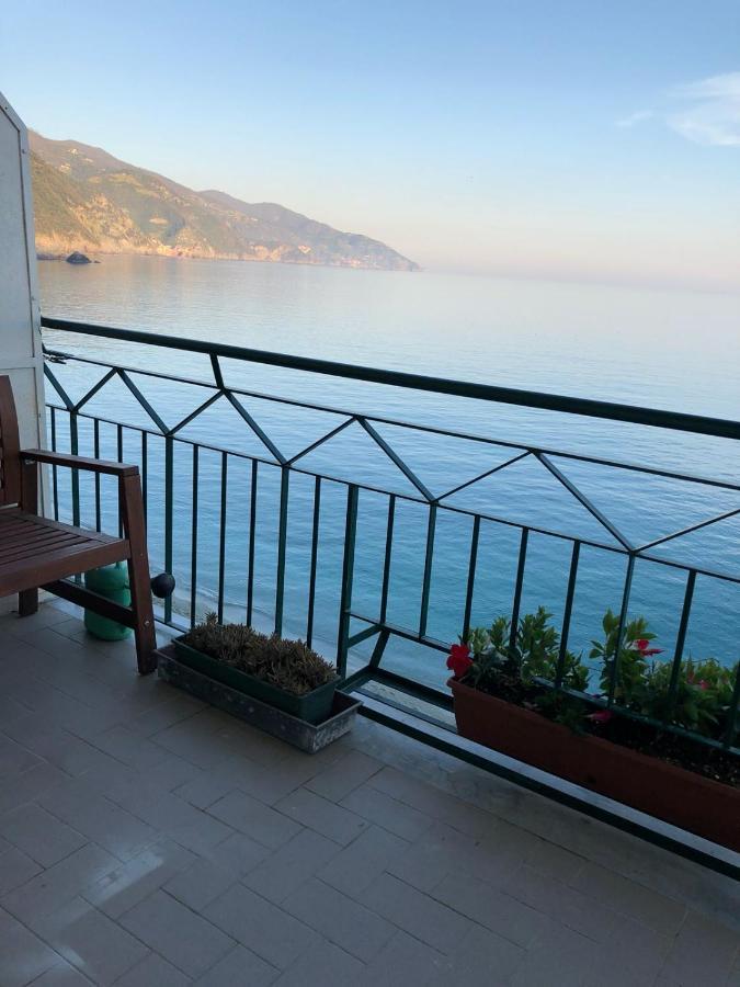 Bea'S Apartment - The Window To The Sea - Seafront Монтеросо ал Маре Екстериор снимка