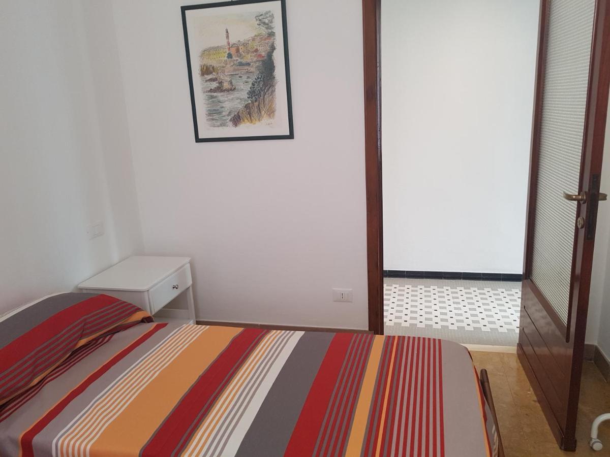 Bea'S Apartment - The Window To The Sea - Seafront Монтеросо ал Маре Екстериор снимка