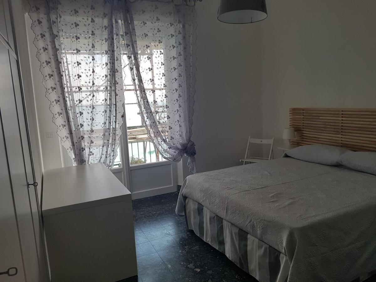Bea'S Apartment - The Window To The Sea - Seafront Монтеросо ал Маре Екстериор снимка
